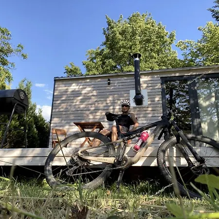 펜션 Sustainable Tiny House With Modern Interior Perfect For Hiking In Bad Endbach, Hessen