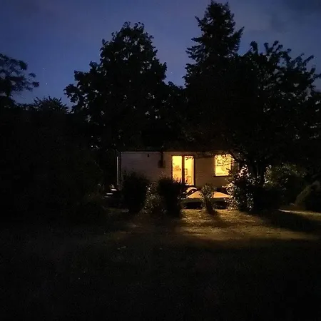 Sustainable Tiny House With Modern Interior Perfect For Hiking In Bad Endbach, Hessen 펜션 *