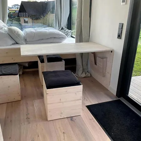 Sustainable Tiny House With Modern Interior Perfect For Hiking In Bad Endbach, Hessen * 바트엔드바흐