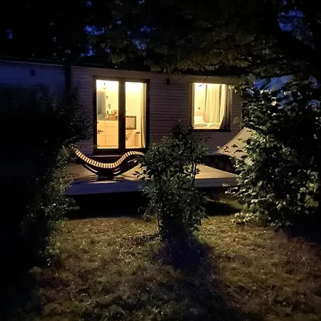 Sustainable Tiny House With Modern Interior Perfect For Hiking In Bad Endbach, Hessen 바트엔드바흐